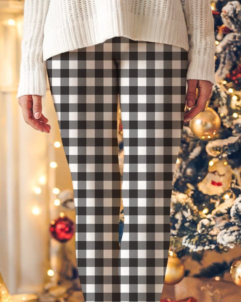 Black and white buffalo plaid leggings.