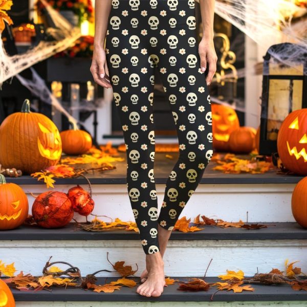Black Leggings With A Pattern Of Skulls And Flowers.