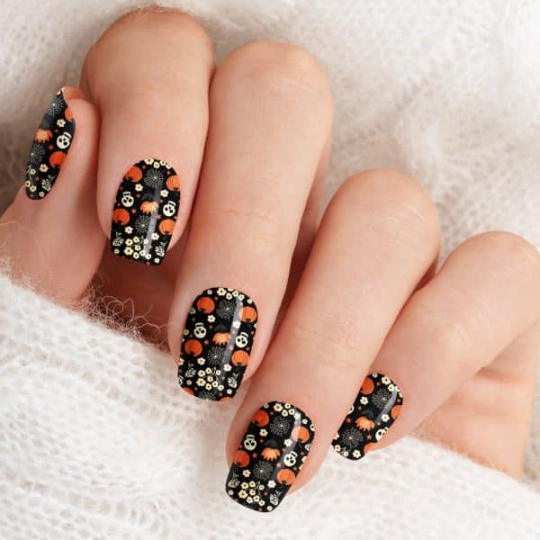 Cottagecore Halloween Pumpkin And Skull Nail Wraps